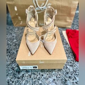 Christian Louboutin Victorilla 100 Veau Velour Pumps. Sz 38.5 Nougat Beige Suede